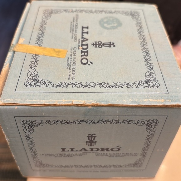 Vintage Llardo 1987 Christmas Bell Ornament - Picture 8 of 9